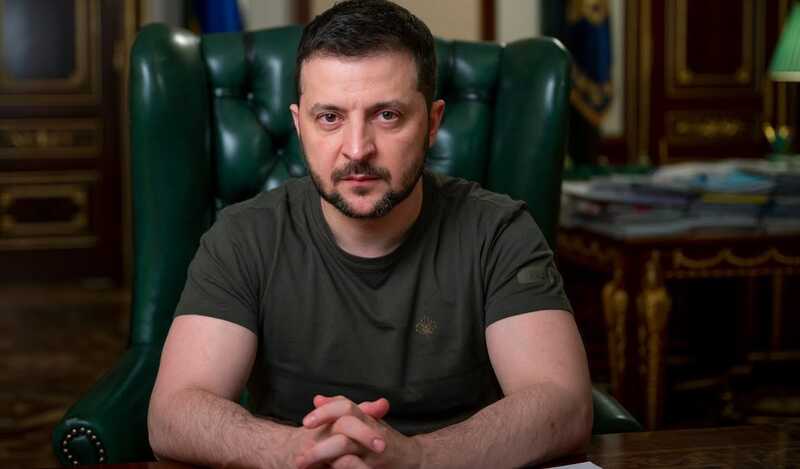 Жители приграничных регионов сообщают, что у них по телевизору запустили обращение Зеленского