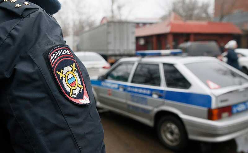 В Ростовской области ищут машину с, предположительно, вооруженными людьми