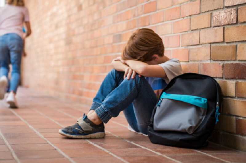 Физрука частной школы при МГУ подозревают в растлении 14-летнего ученика
