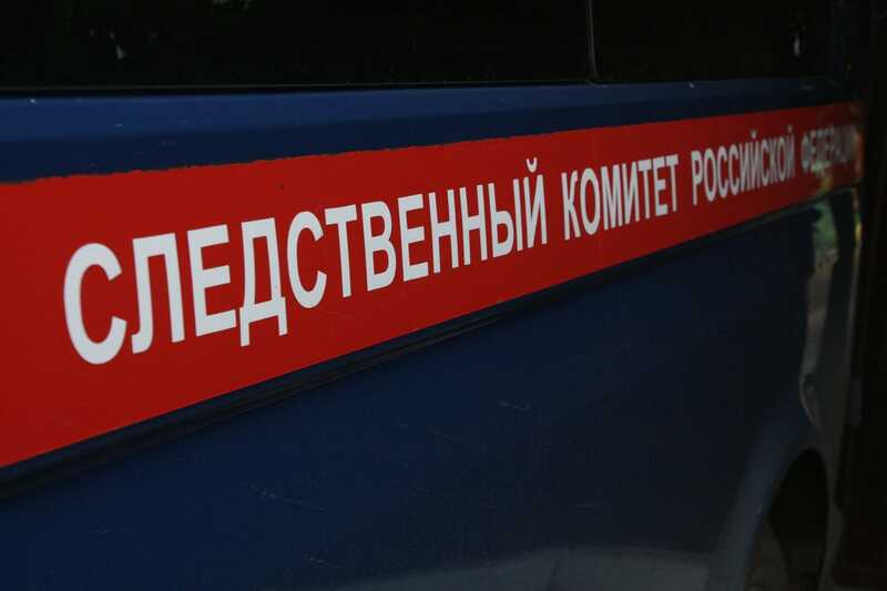 В Петербурге пожилой мужчина месяц прожил в квартире с телом умершей жены