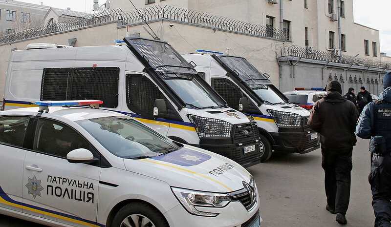 Обыски проходят и в налоговой службе Киева