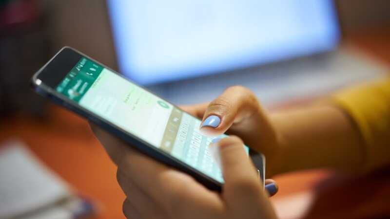 Россиян предупредили о новом способе обмана через WhatsApp