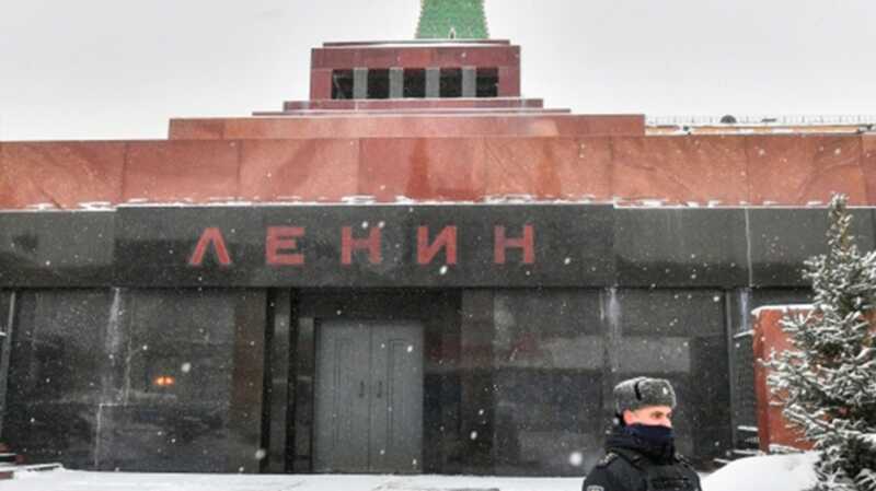 У Мавзолея задержали пытавшегося украсть тело Ленина россиянина