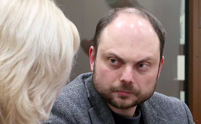 Суд оставил в СИЗО обвиняемого в госизмене Кара-Мурзу до марта