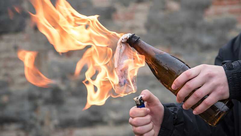 В Омске сегодня ночью попытались поджечь военкомат