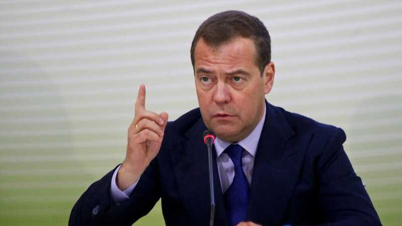 Медведев назвал пять проблем Байдена на президентском посту