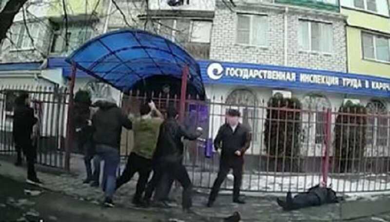 По подозрению в нападении на судью и чиновника в Черкесске разыскивают четверых мужчин