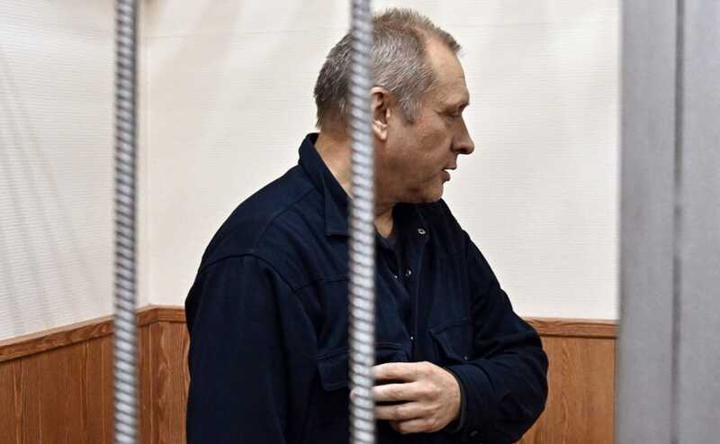 Настоящий полковник Долгих увел у МВД пять квартир