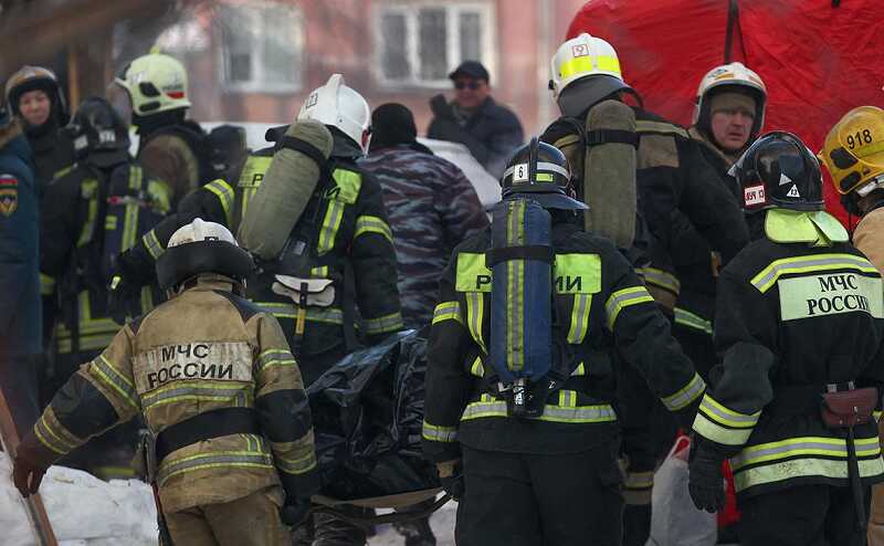 Число жертв взрыва газа в новосибирской пятиэтажке увеличилось