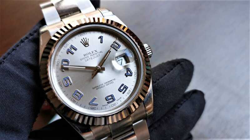 Житель Москвы отдал за фейковые Rolex с Авито 780 тысяч
