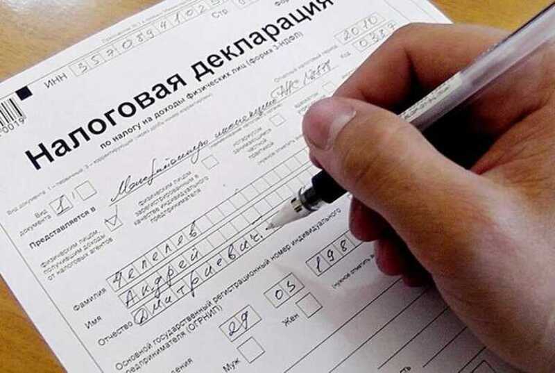 Чиновники сбежали в Новосибирске прямо со своими коррупционными корнями