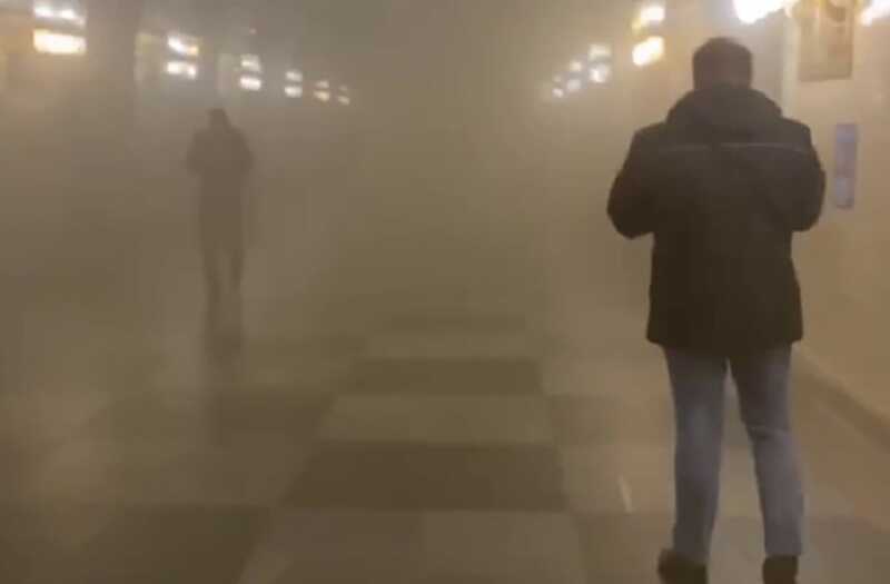 На станции метро «Спортивная» сильное задымление