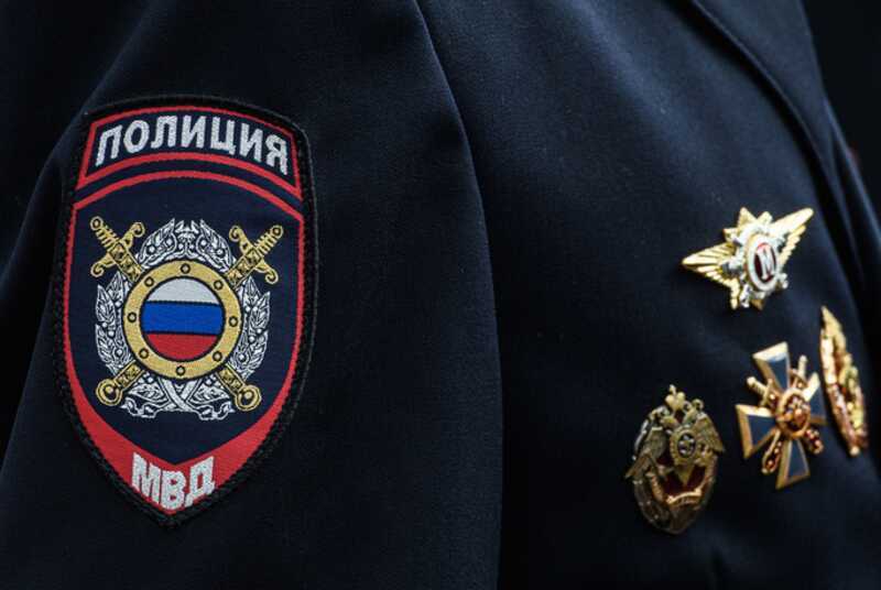 Экс-полицейский Лобанов и его творческий коллектив