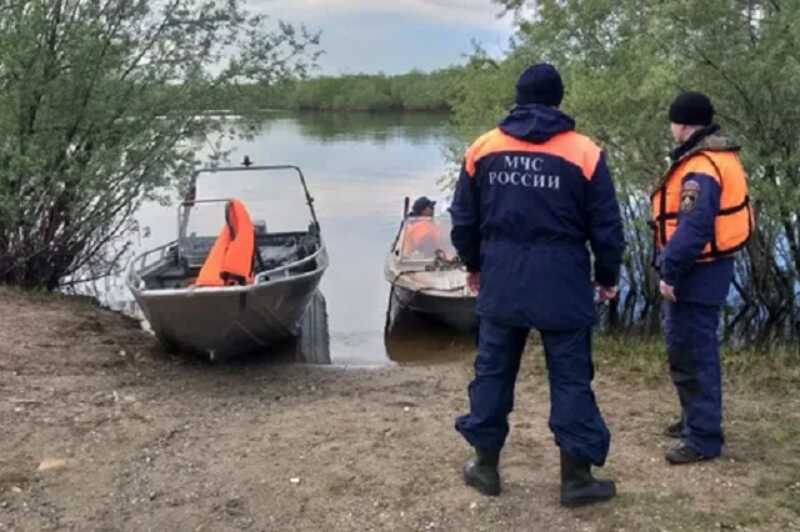 В российском регионе ребенок утонул во время катания на самодельном плавсредстве