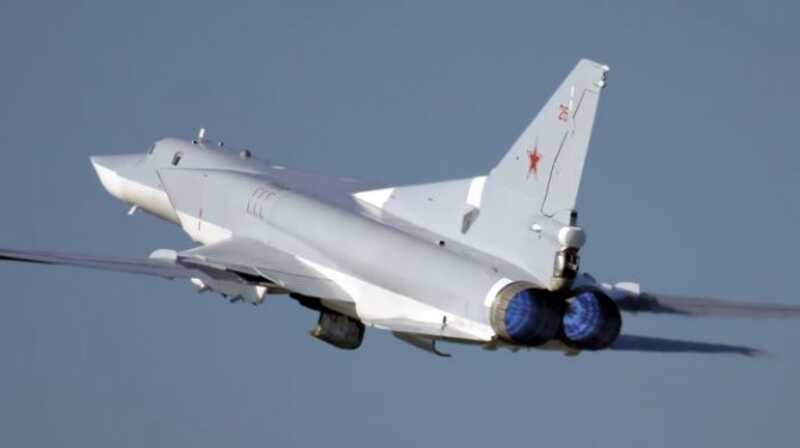 В Пулково экстренную посадку запросил ракетоносец ТУ-22М