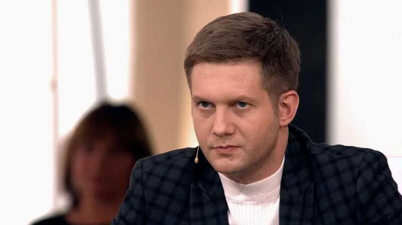 Борис Корчевников пригласил байкера Хирурга и попросил посидеть на его мотоцикле
