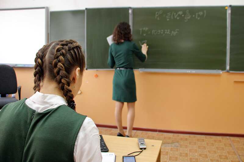 В России предложили запретить травлю учителей