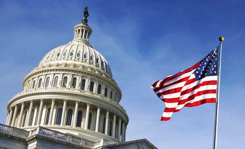 В Палате представителей США требуют рассекретить данные разведки о происхождении коронавируса
