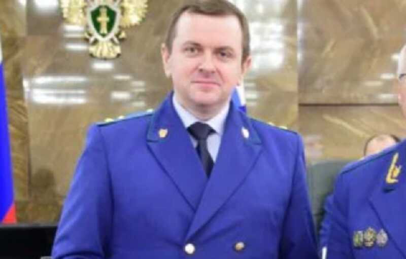 Прокурор-проститутка в голубом мундире Виталий Манаев из Краснодара теперь работает в Генпрокуратуре