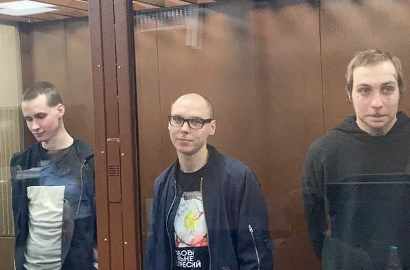 Артем Камардин срифмовал себе статью