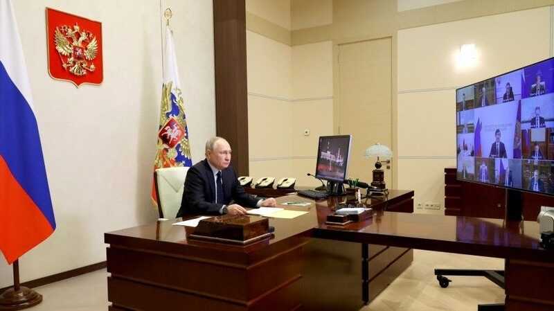 Путин перенес совещание с правительством