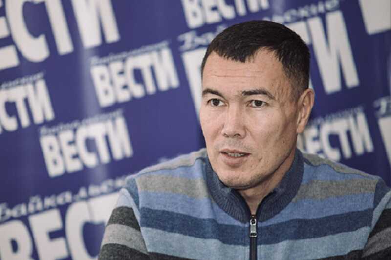 Дважды в одну реку. Евгений Сарсенбаев вернулся во фракцию КПРФ?