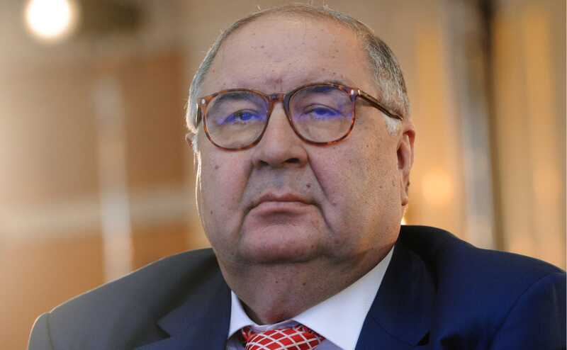 Как олигарх Усманов в приемной Путина на четвереньках ползал