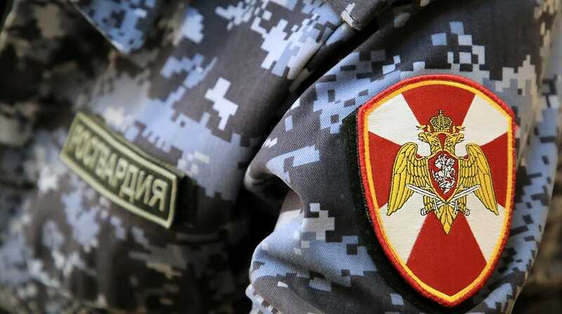 В отношении генерал-майора Росгвардии возбудили уголовное дело о взятках