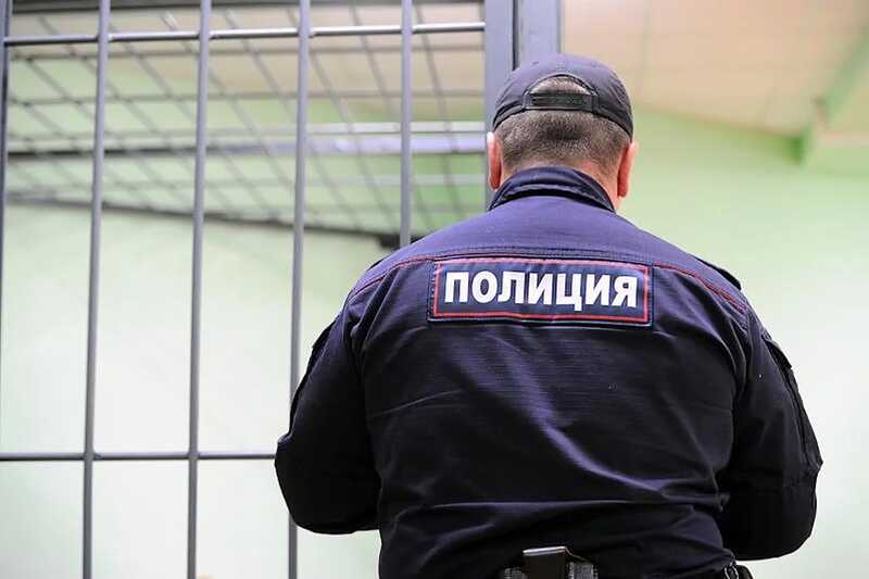 Генерала ФТС арестовали по делу о взятке в 3,8 миллиона рублей