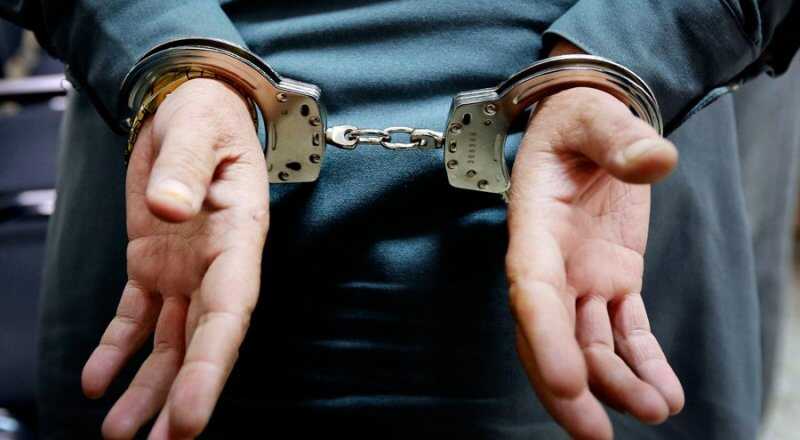 Суд арестовал 37-летнего подозреваемого в убийстве пенсионерки и ее сына
