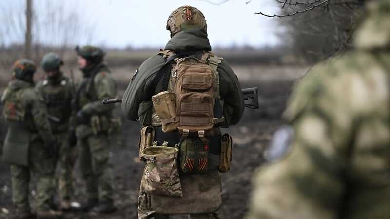 Военные потеряли ящик с 20 гранатами Ф-1 и 20 запалами к ним