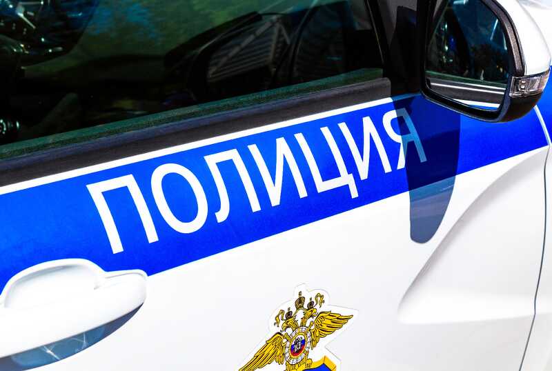 Московский школьник вызвал домой полицию из-за запрета матери