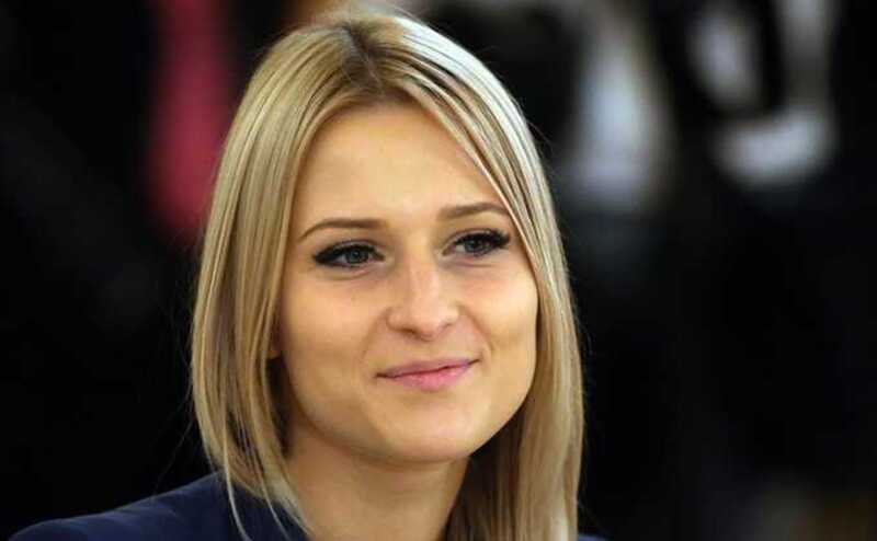 Депутатка Госдумы от "Справедливой России" Яна Лантратова продолжает фонтанировать чудными пиар идеями
