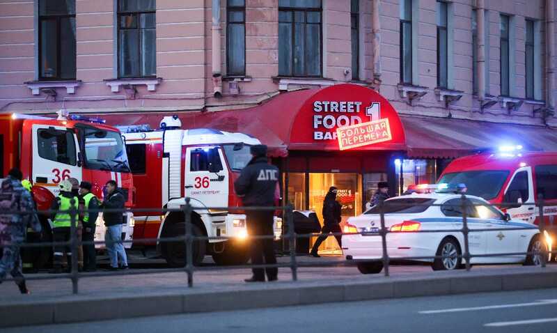 Подозреваемая в подрыве кафе в Петербурге покинула заведение за две минуты до взрыва