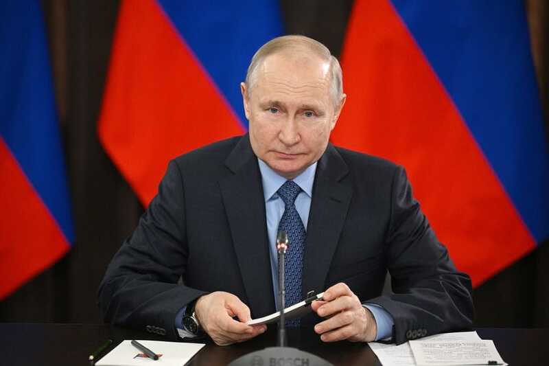 Путин утвердил 40 членов Общественной палаты России нового состава
