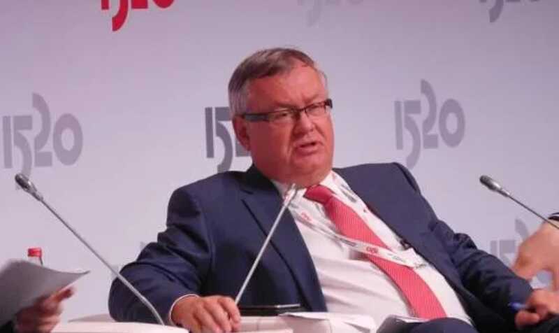 Председатель правления ВТБ Андрей Костин ведет госбанк к банкротству