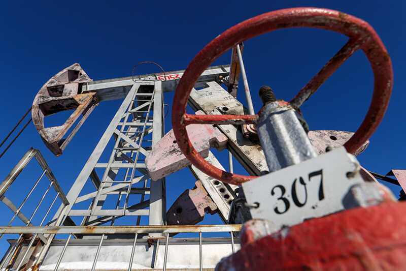 Нефтекомпании Фоата Комарова заигрались со Сбером