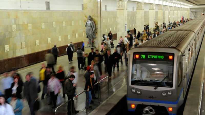 Движение на Арбатско-Покровской линии метро Москвы восстановили