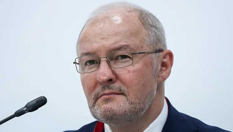 Роман Троценко удобряет гектары миллиардами