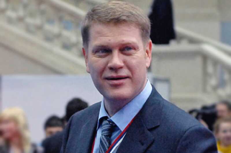 Иван Демидов откупился от дела компьютерами