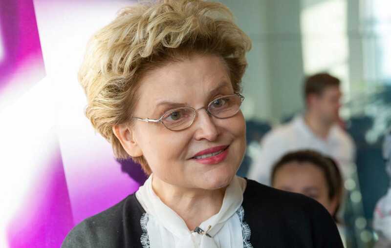 Елену Малышеву заметили гуляющей по Нью-Йорку