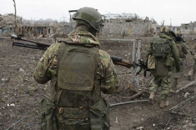 Военкор показал фото сына Пескова в зоне СВО