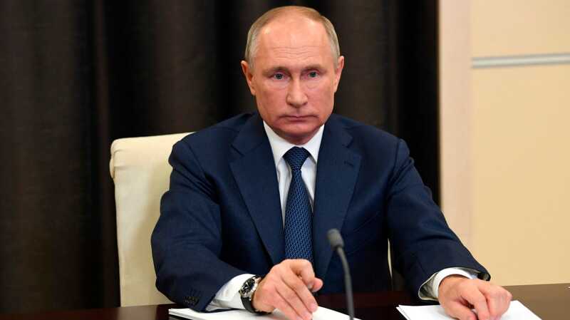 Путин поддержал идею выровнять пособие для всех военных СВО