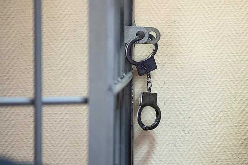 Россиянку арестовали за убийство ударившего ее подругу мужа