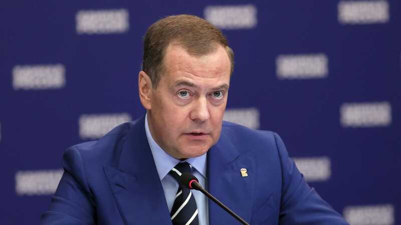 Медведев высказался о четвертом рейхе