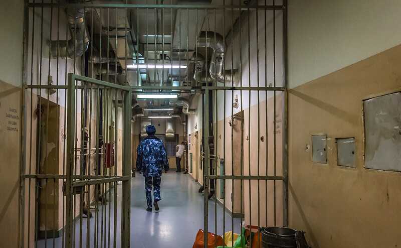 Более 200 заключенных эвакуировали в Свердловской области из-за пожара