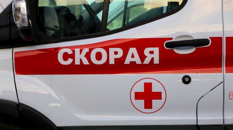 Пострадавшая россиянка описала момент падения фейерверка в толпу на 9 Мая
