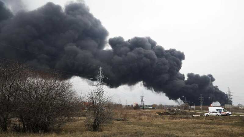 Беспилотник атаковал нефтебазу в приграничном российском регионе