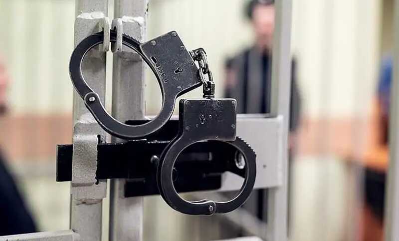 18-летнего россиянина арестовали по обвинению в теракте за поджог военкомата