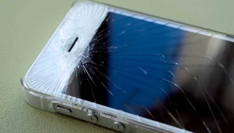 Московский шестиклассник попытался убить себя из-за сломанного iPhone 6